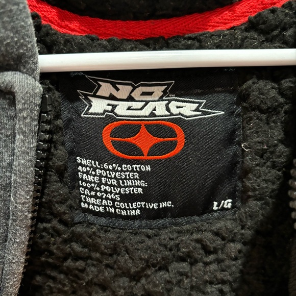 NO FEAR Boy’s Warm Fuzzy Striped Zip Up Hoodie Jacket - gray & black, size L - Picture 8 of 8